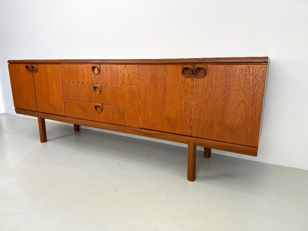 Uniek vintage dressoir McIntosh, Verzenden, Zo goed als nieuw, 25 tot 50 cm, 150 tot 200 cm