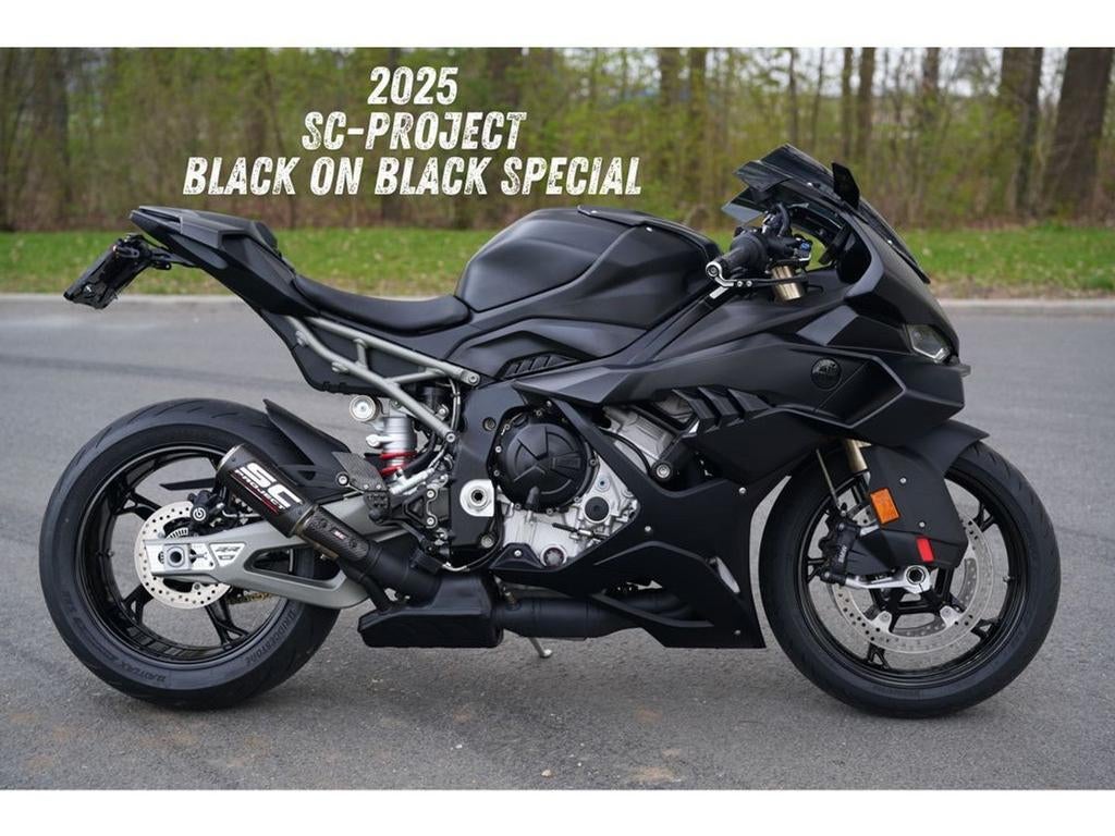 BMW S 1000 RR | Black on Black | SC-project (bj 2025) 1,207, Motoren, Motoren | BMW, Bedrijf, Overig