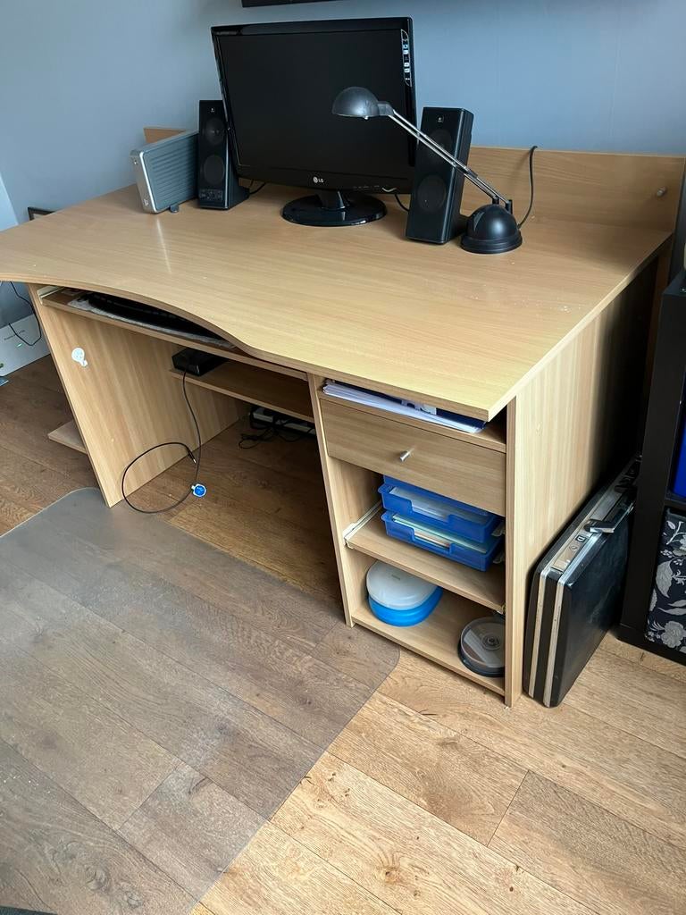 Computerscherm LG en toebehoren, Ophalen of Verzenden, Zo goed als nieuw