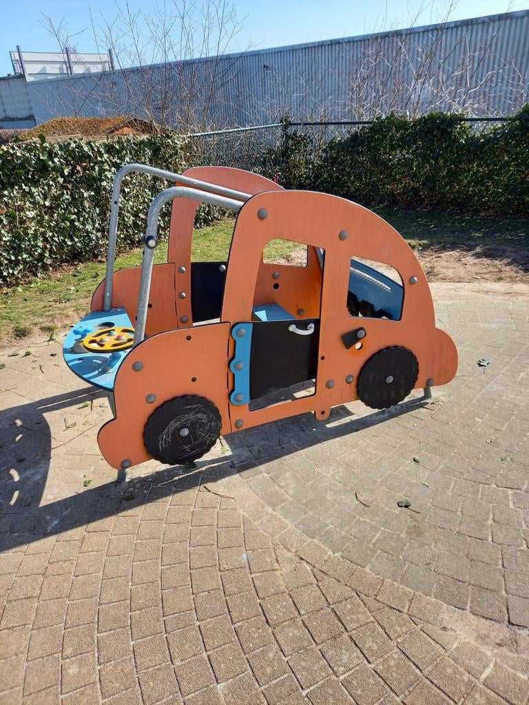 Auto speeltoestel geschikt voor kinderopvang of speeltuin, Ophalen