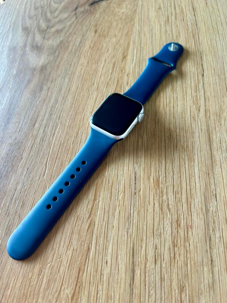 Apple Watch SE met extra bandjes, Ophalen, Hartslag, IOS, Zo goed als nieuw