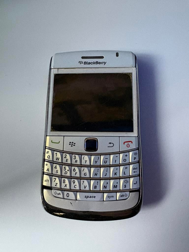 blackberry bold en curve, Telecommunicatie, Mobiele telefoons | Blackberry, Gebruikt, Wit, 3 tot 6 megapixel, Ophalen of Verzenden