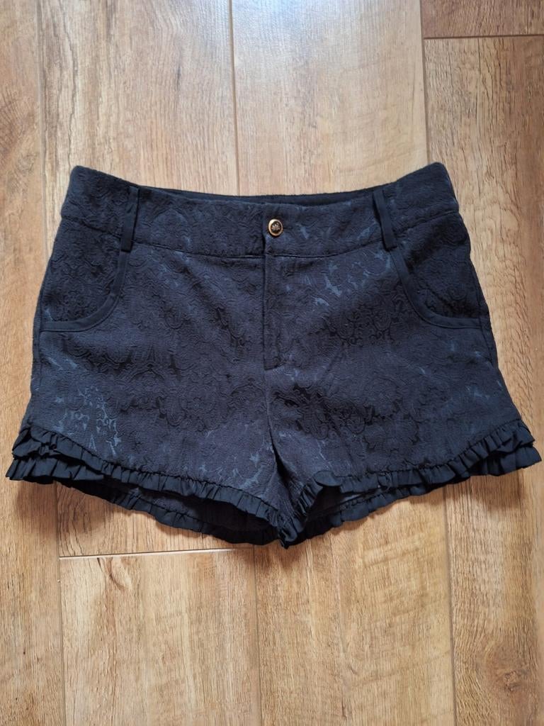 Zwarte korte broek met ruches, Kort, Zwart, Nieuw, Ophalen of Verzenden