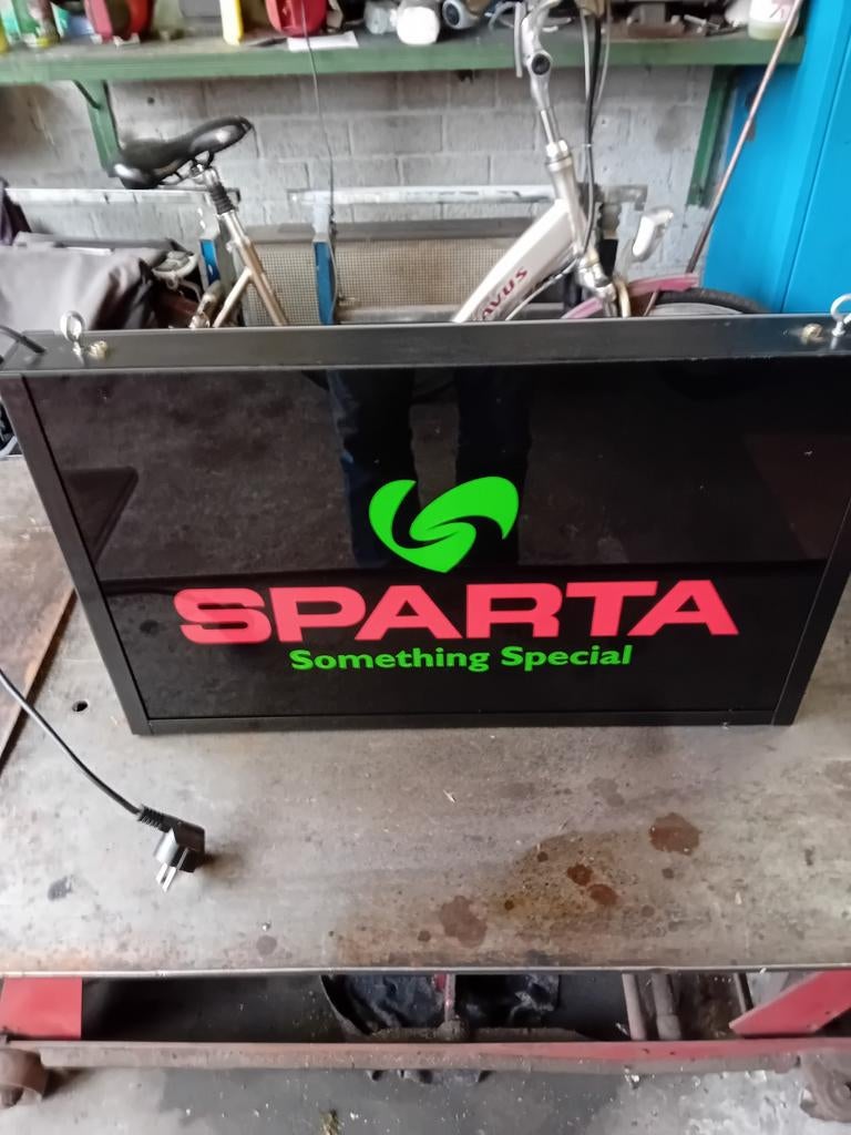 Te koop mooie reclame lichtbak,Sparta, Ophalen of Verzenden, Zo goed als nieuw, Lichtbak of (neon) lamp