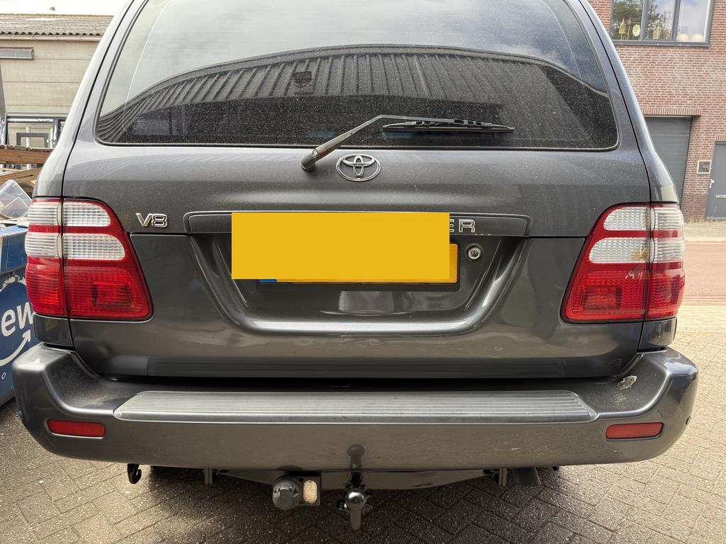 Landcruiser 100 series achterklep grijs, Ophalen, Achterklep