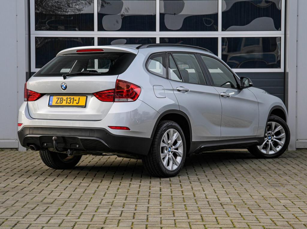 BMW X1 SDrive18d | Panoramadak | Sportstoelen | Cruise contr, X1, Euro 5, Zwart, Bedrijf