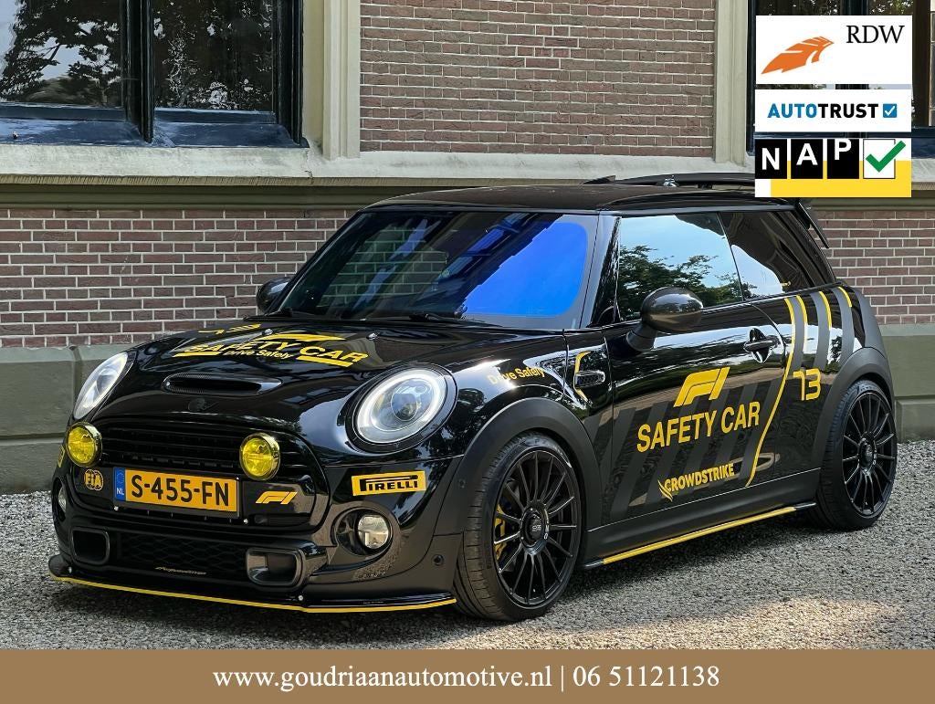 ONE OF ONE!! MINI Cooper S "Safety Car" | Stage 1 | Carplay, 1998 cc, Zwart, 4 cilinders, Leder