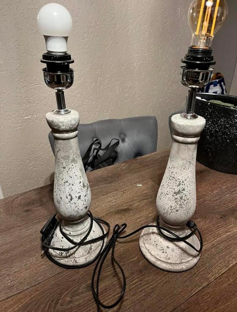 Beton look tafel lamp, Ophalen of Verzenden, Zo goed als nieuw, Minder dan 50 cm