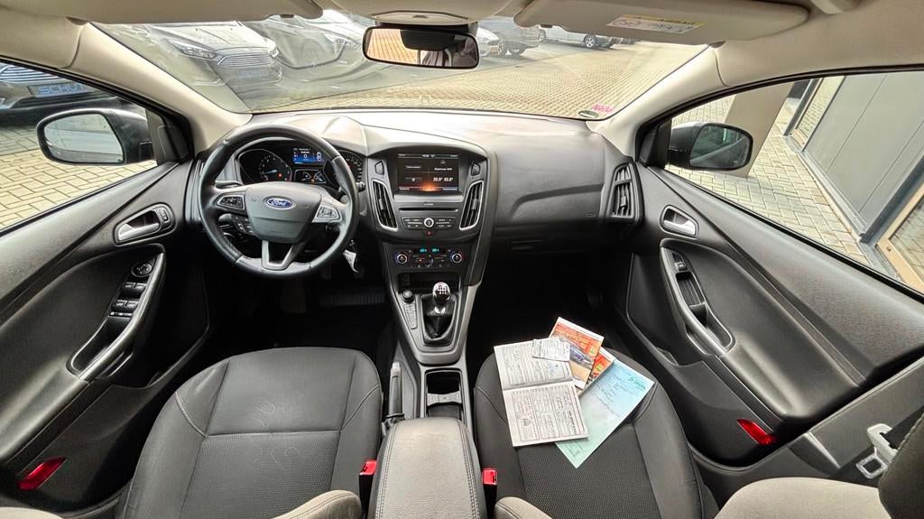 Ford Focus Wagon 125pk Titanium CRUISE CONTROL | CLIMA | NAV, Zwart, Origineel Nederlands, 3 cilinders, 999 cc