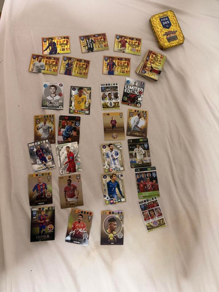 Zeldzame Oude Voetbal Kaartjes - FIFA 365 Adrenalyn XL, Ophalen of Verzenden, Gebruikt, Overige binnenlandse clubs, Spelerskaart