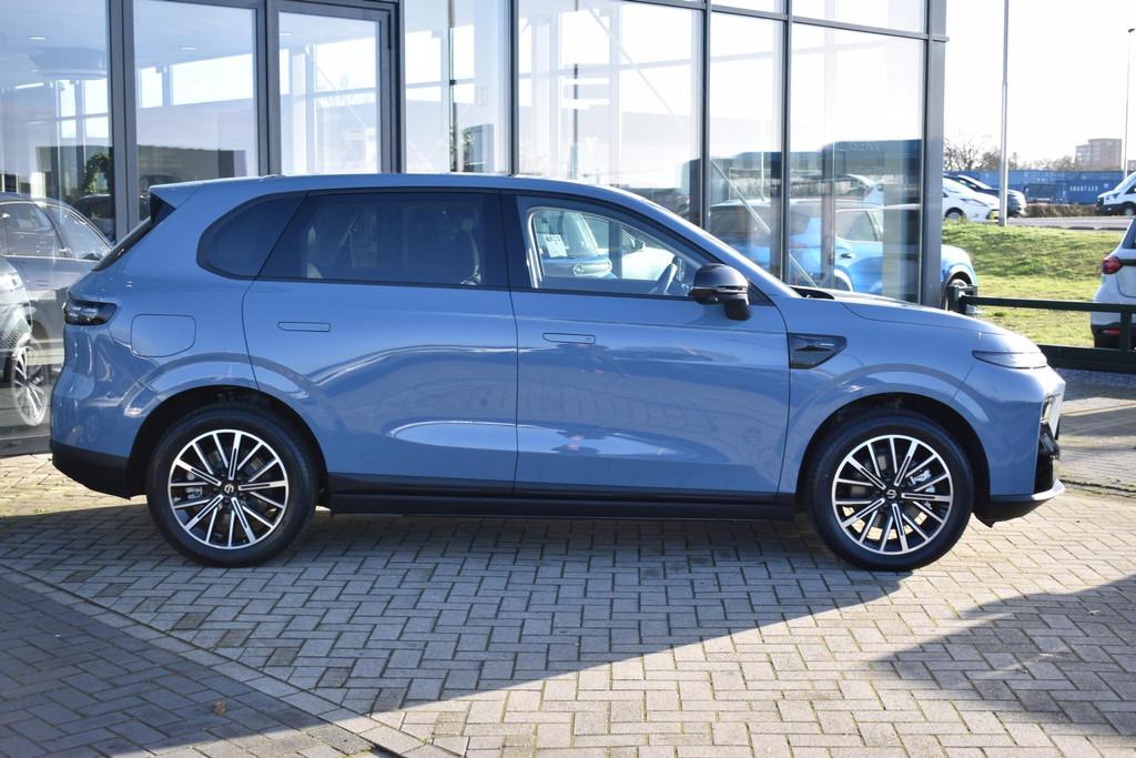 Leapmotor B10 Design ProMax 67.1 kWh VOORRAAD KORTING, 12 maanden, Achterwielaandrijving, Blauw, 1820 kg