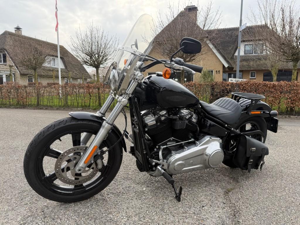 Harley-davidson softail street bob dyna, Motoren, Motoren | Harley-Davidson, Bedrijf, Overig, Customerservice@harley-davidson.com