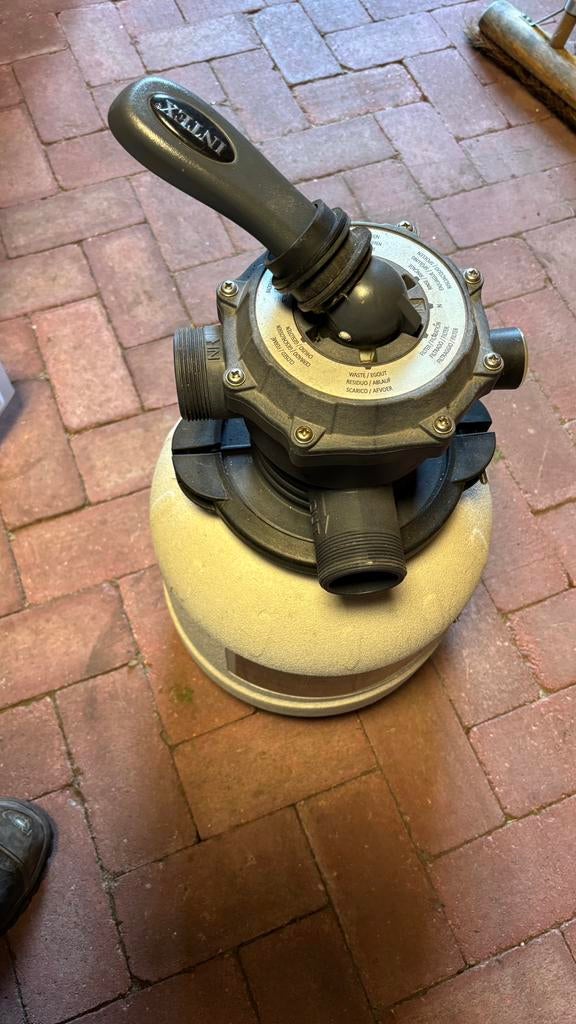 Zandfilter intex zwembad, Ophalen, Zo goed als nieuw, Filter
