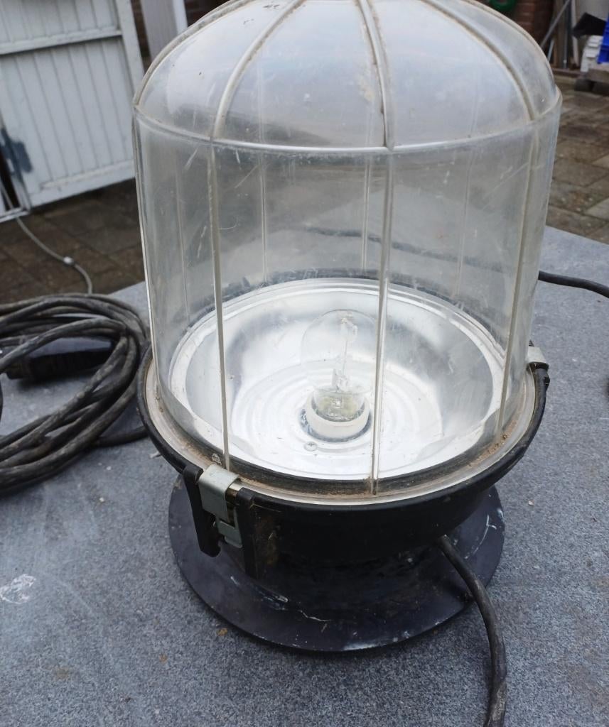 4 bouwlampen met haspel met 10 meter kabel, Ophalen of Verzenden, Gebruikt, 50 tot 200 watt, Lamp met armatuur