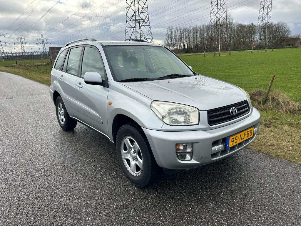 Toyota RAV4 2.0-16V VVT-i Luna AIRCO | TREKHAAK | NAP !, Auto's, 1998 cc, 4 cilinders, 150 pk, Elektrische ramen