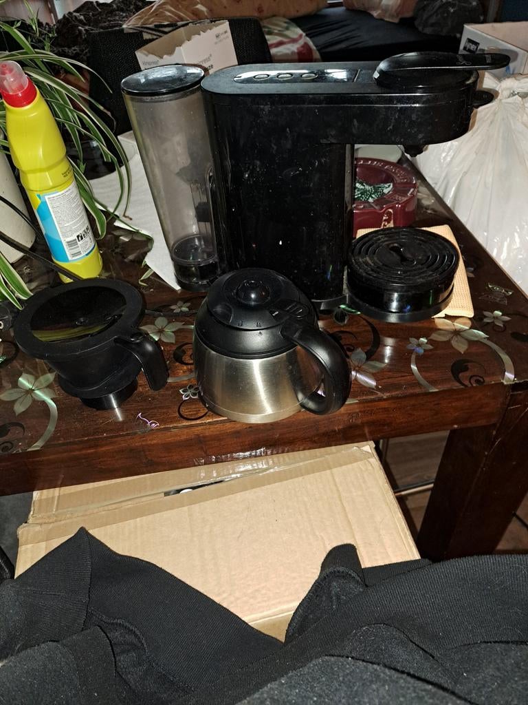 Te koop senseo is niet goed geeft geen water, Witgoed en Apparatuur, Espresso apparaat, Ophalen of Verzenden, Niet werkend, Koffiepads en cups