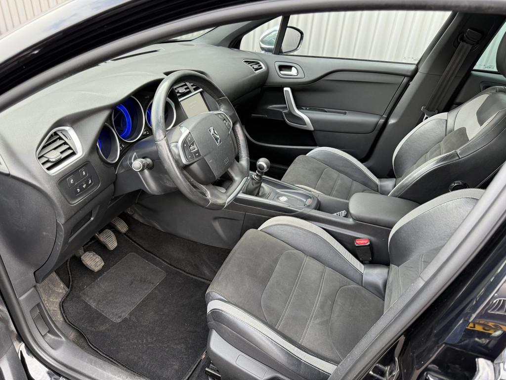 DS DS 4 Crossback 1.2 PureTech Business LED Clima Navi Camer, Gebruikt, 1199 cc, Leder en Stof, Zwart