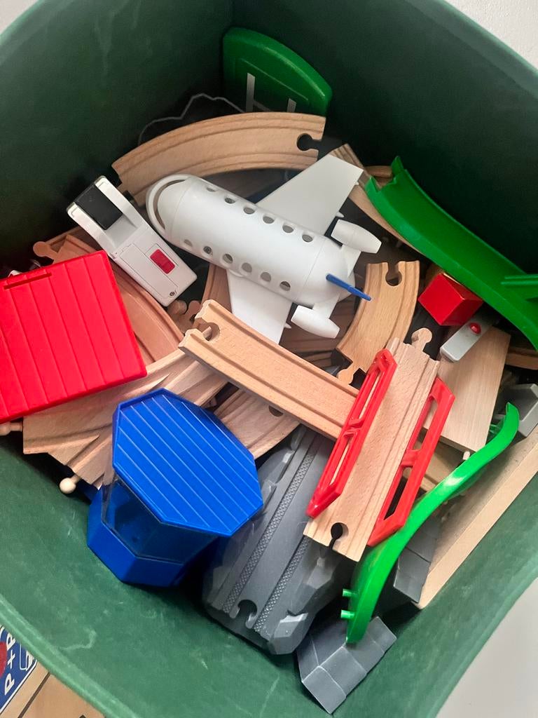 Houten treinbaan met garage en luchthaven, Ophalen, Gebruikt, Overige typen