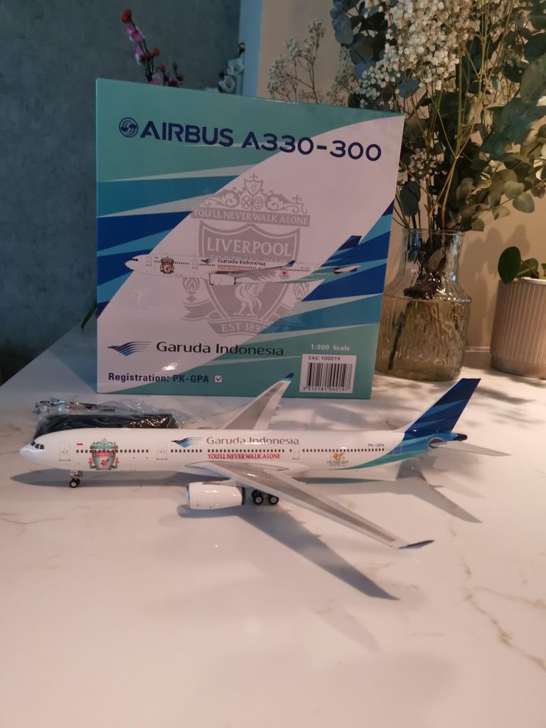 Garuda Indonesia A330-300 'Liverpool' 1:200 Phoenix PK-GPA, Hobby en Vrije tijd, Overige merken, 1:200 of kleiner, Nieuw, Ophalen of Verzenden