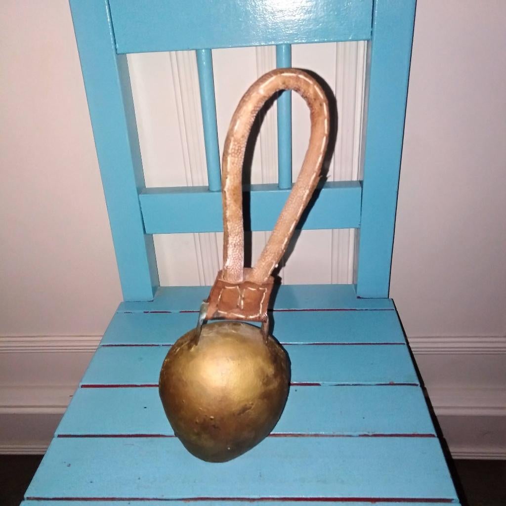 Oude gebruikte koeienbel, Ophalen of Verzenden