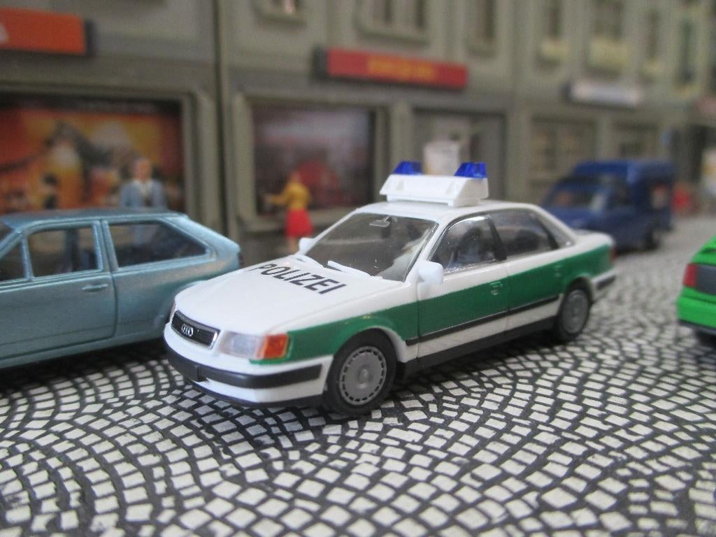 1992 Audi 100 C4 - Rietze POLIZEI / Politie, Ophalen of Verzenden, Zo goed als nieuw, Auto, Rietze