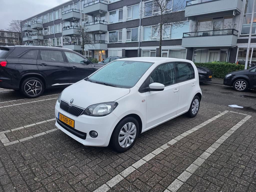 Skoda Citigo 1.0 T 44KW 2014 Wit, Auto's, Skoda, Voorwielaandrijving, Euro 5, Stof, 840 kg