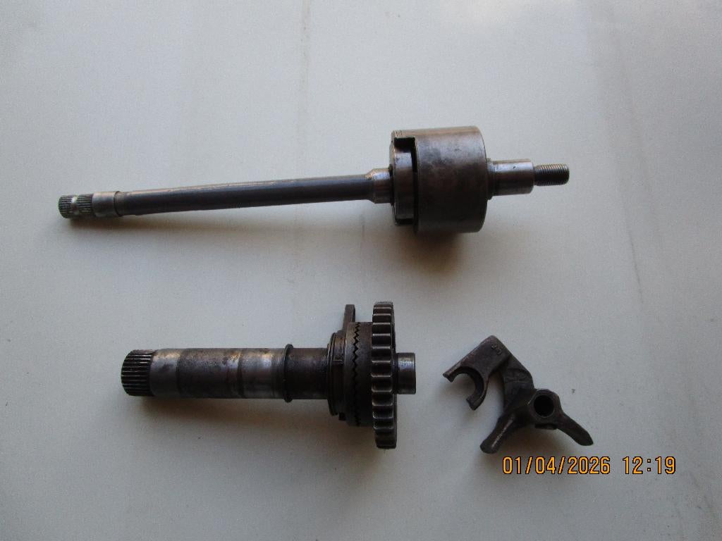 Te koop schakelas ,kickstarteras,en schakelvork 3bak, Ophalen, Gebruikt, Blok