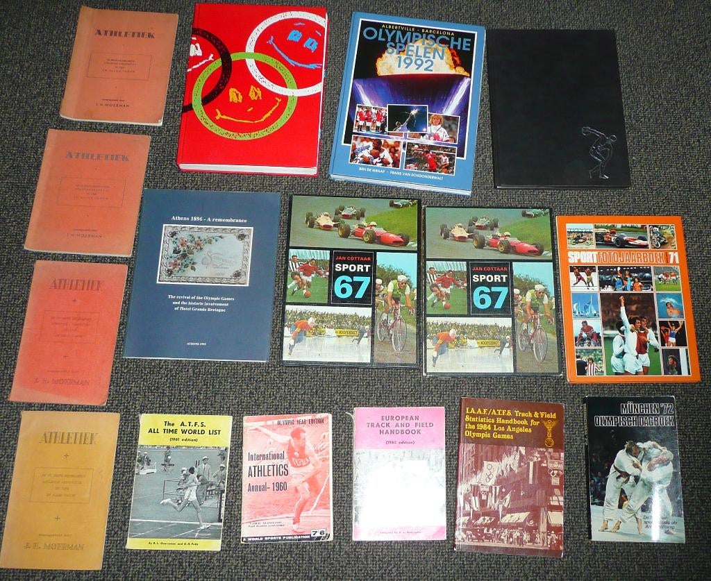 22 schitterende ATLETIEK jaarboeken statistische Olympische., Boeken, Ophalen of Verzenden, Zo goed als nieuw, Sport, Hobby en Vrije tijd