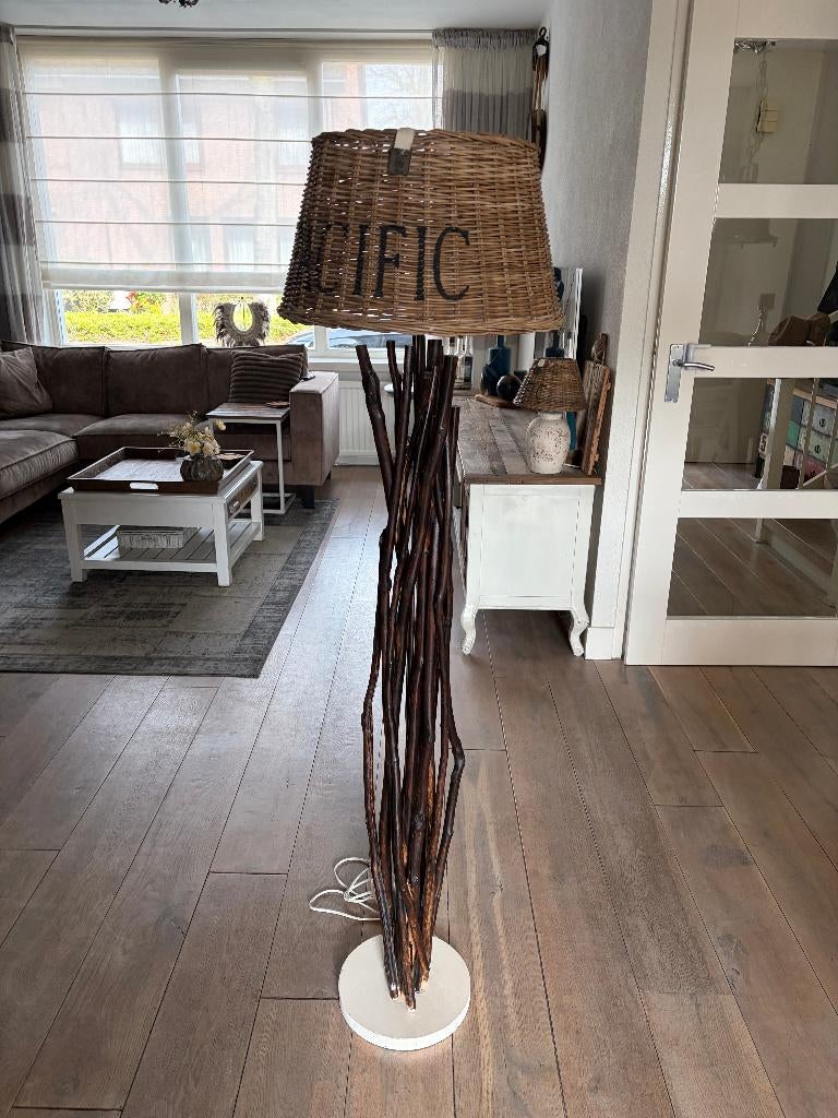 Staanlamp, Ophalen, 150 tot 200 cm, Hout, Landelijk
