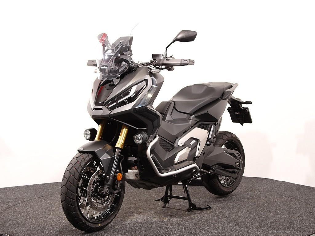 Honda X-ADV 750 NHA86 Mat Ballistic Black Metallic - foto 3
