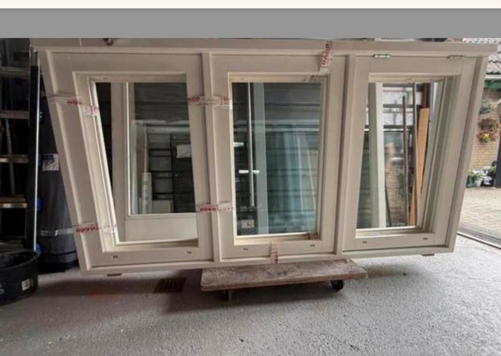 Nieuw Daco Marantie Raamkozijn hr++  nu voor 1300,00, Nieuw, Ophalen of Verzenden, Inclusief glas, 75 tot 150 cm