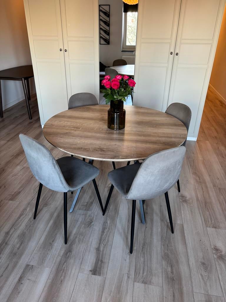 Ronde eettafel met 4 stoelen (set), Huis en Inrichting, Tafels | Eettafels, Gebruikt, 100 tot 150 cm, Vier personen, Rond, Overige houtsoorten