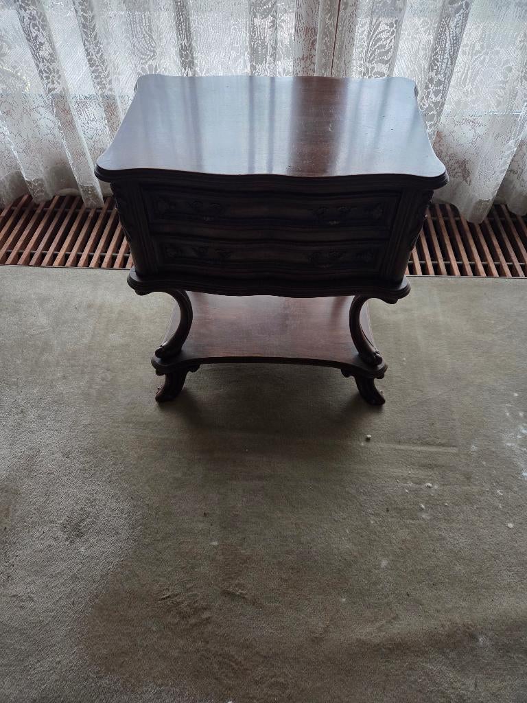 Klassiek kastje / bijzetkastje – Louis XV stijl, Ophalen