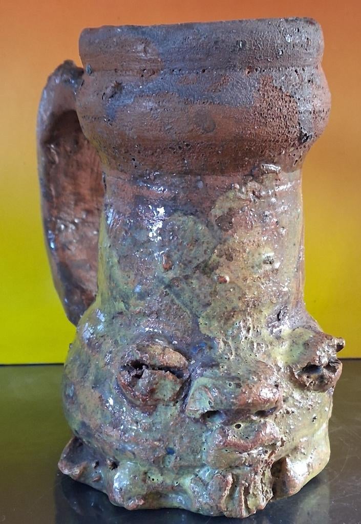 Potneuskruikje. Ca 1500/1600. 13 cm. Terra-cotta., Ophalen