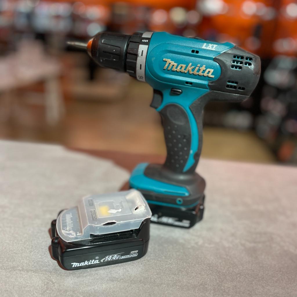 Makita DDF343 14.4V Boormachine extra accu | Incl. garantie, Doe-het-zelf en Verbouw, Gereedschap | Boormachines, Makita, Zo goed als nieuw