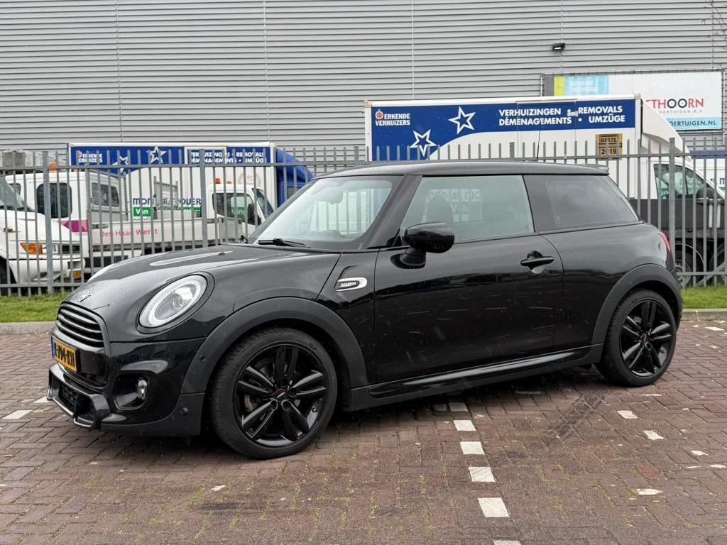 Mini Cooper Dalston Edition JCW Pack 3-deurs (F56) 1.5 Aut., Auto's, Mini, Bedrijf, Cooper, ABS, Airbags, Airconditioning, Bluetooth