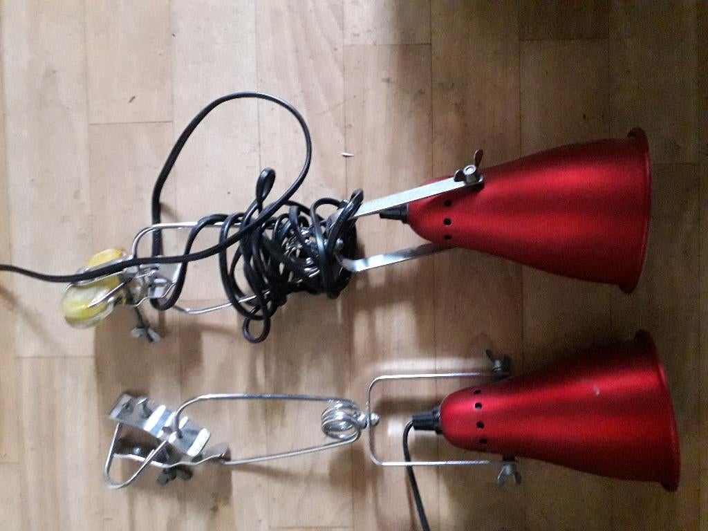 twee rode klemlampen, Ophalen of Verzenden, Gebruikt, Vintage, Minder dan 50 cm