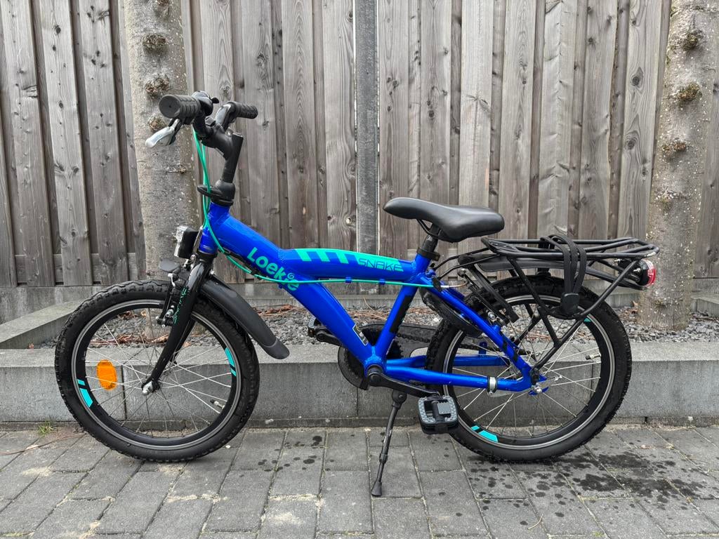 Loekie Snake Jongensfiets 18 inch, Fietsen en Brommers, Ophalen, Zo goed als nieuw, 18 inch, Handrem