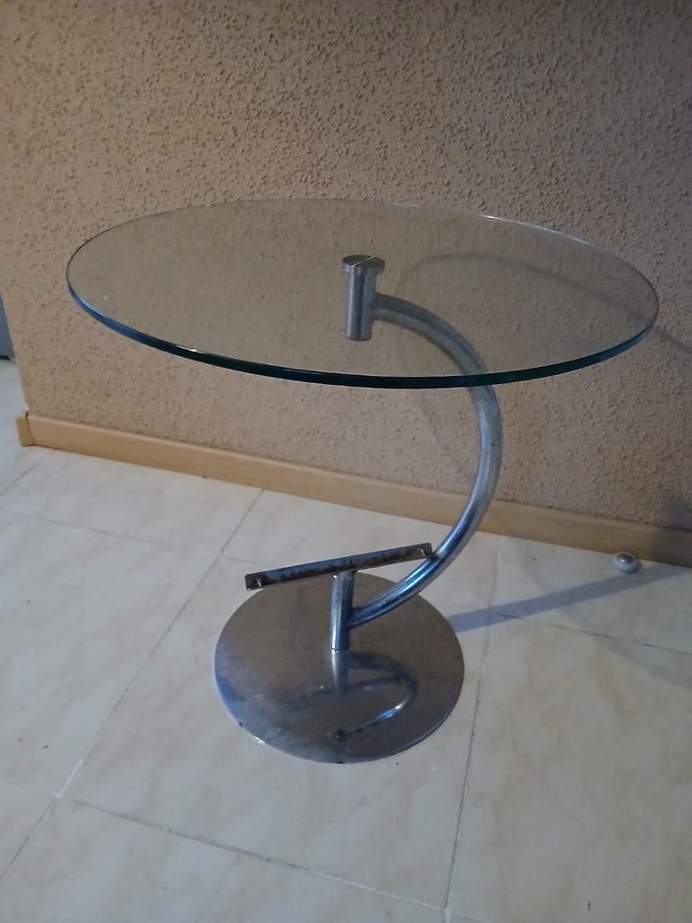 Mooie bijzettafel met glazen blad en stevig metalen frame, Ophalen of Verzenden