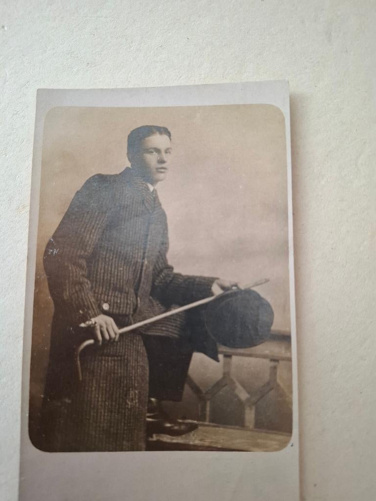 foto man Engeland 1930, Minder dan 50 cm, Verzenden, Zo goed als nieuw, Foto of Poster