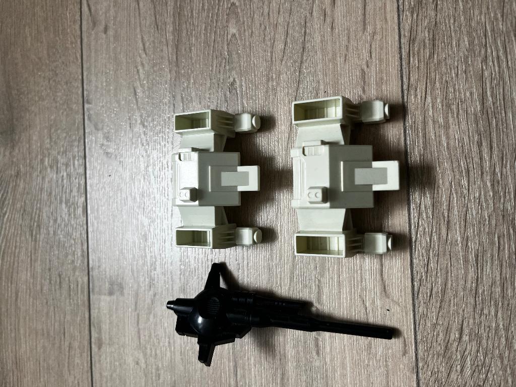 Transformers G1: Metroplex gun en upper body sixshot 1986, Verzamelen, Transformers, Gebruikt, G1, Autobots, Ophalen of Verzenden