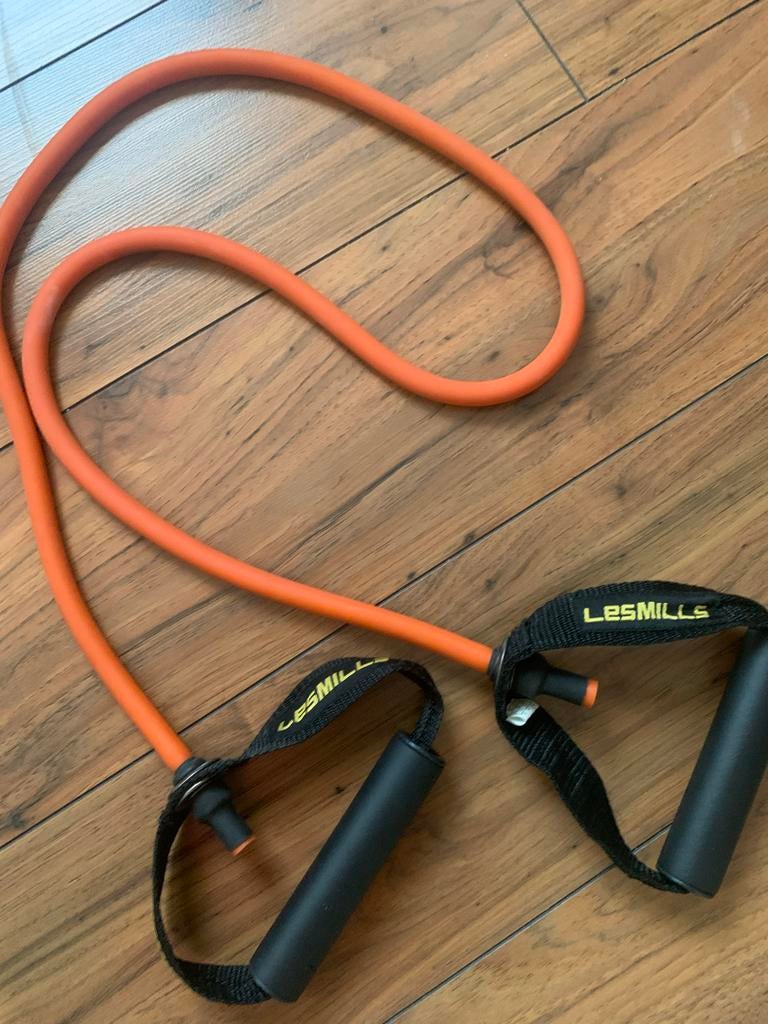 Les Mills Weerstandsband met Handvatten, Sport en Fitness, Ophalen of Verzenden, Gebruikt, Armen, Weerstandband