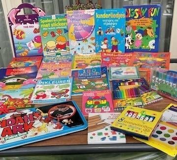 Groot pakket nieuwe spel-/leer-/liedjes-/kleurboeken, Ophalen, Nieuw, Taal en Lezen