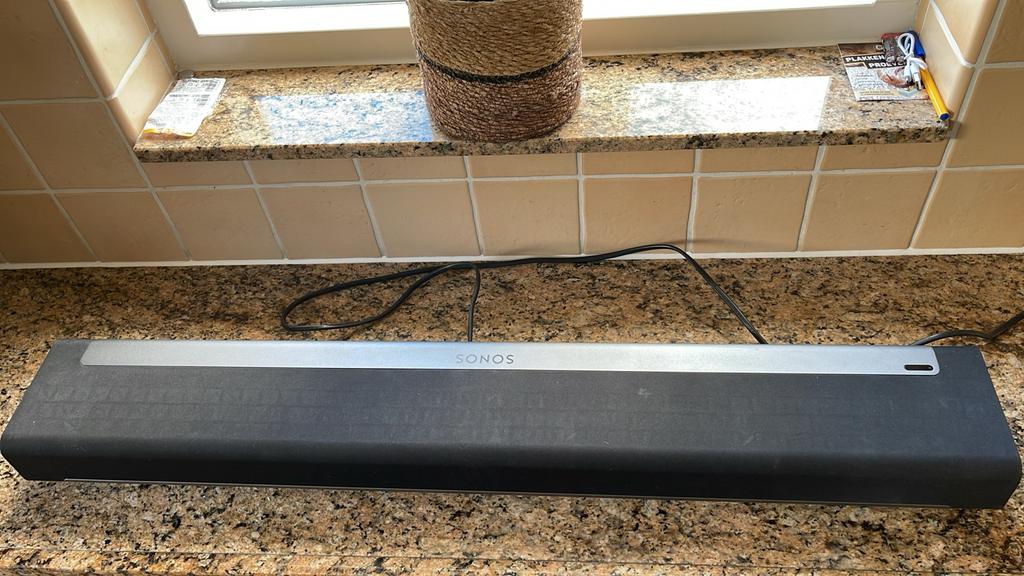 Defecte Sonos Playbar - Voor onderdelen of reparatie, Overige typen, Ophalen of Verzenden, Minder dan 60 watt, Niet werkend