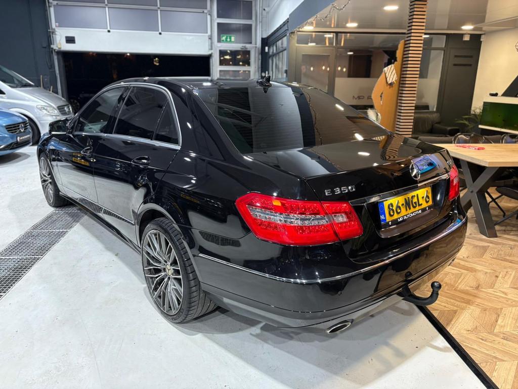 Mercedes-Benz E-klasse 350 CDI Avantgarde|Trekhaak|Leder|Nav, Automaat, Euro 5, Achterwielaandrijving, Gebruikt