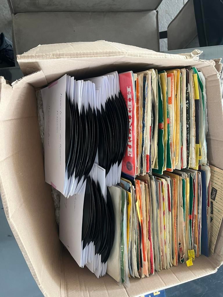 Partij singels 300/350 stuks, Ophalen of Verzenden, Zo goed als nieuw