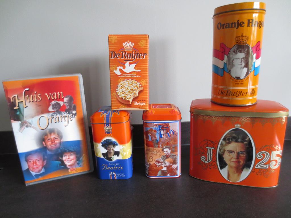 Koninklijk Huis: Verschillende  blikken - en Oranje item's, Verzamelen, Ophalen of Verzenden, Zo goed als nieuw, Nederland, Overige typen
