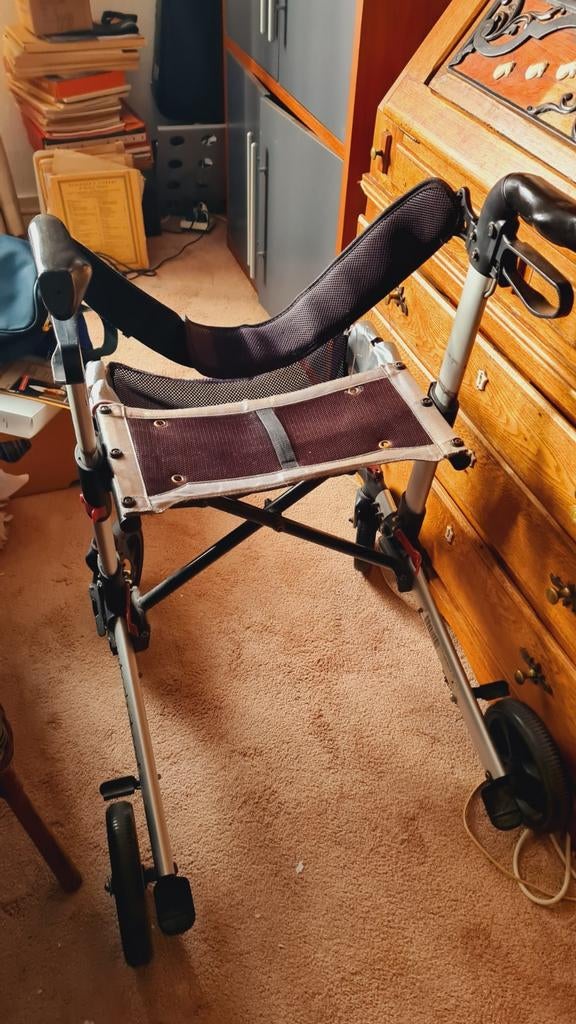 Lichtgewicht rollator zijwaarts inklapbaar, Diversen, Ophalen, Lichtgewicht