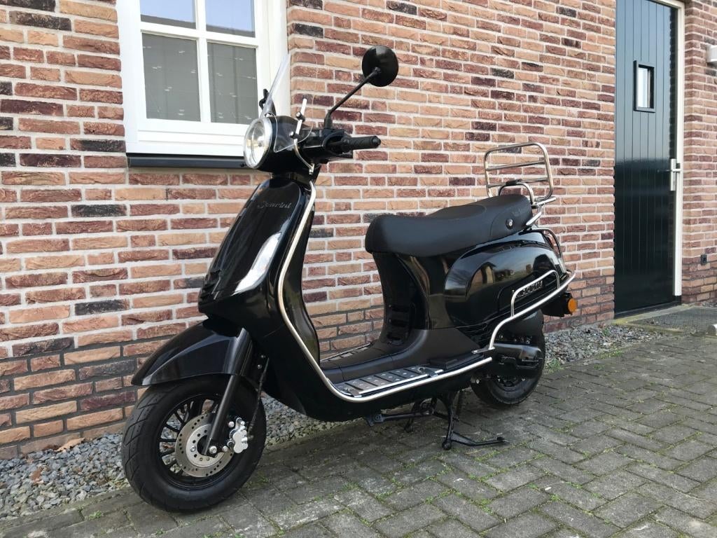 LA SOURIS SOURINI BROM 2021 GTS TOSCANA AGM VX50 VX RIVA, Fietsen en Brommers, Scooters | Overige merken, Ophalen, Gebruikt, Maximaal 45 km/u