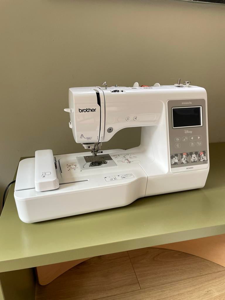 Brother Innov-is M340ED borduurmachine, Ophalen of Verzenden, Zo goed als nieuw, Naaimachine, Brother